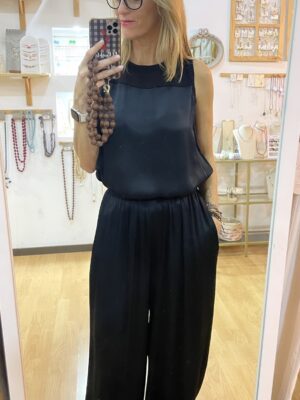 Pantalón bombacho negro